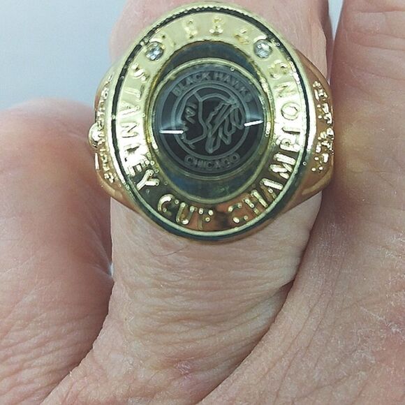 Chicago Blackhawks NHL Stanley Cup Ring Hockey - Picture 11 of 11